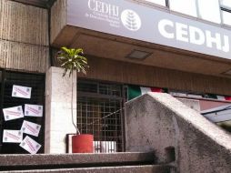 Miembros del Colectivo ''Codise'' clausuraron de manera simbólica las oficinas de Derechos Humanos.  /