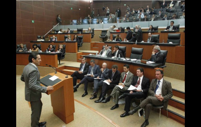 Líderes empresariales y banqueros participan en los foros por la reforma energética en el Senado. NTX /