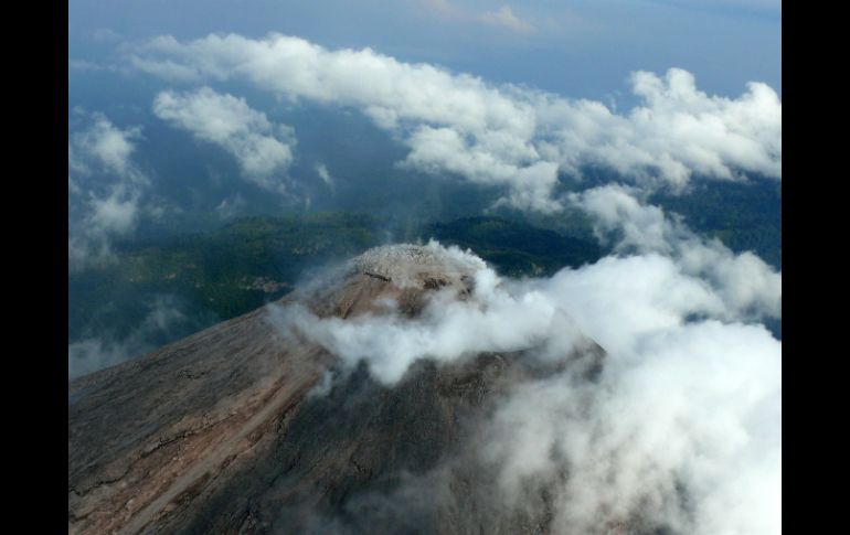 El Volcán de Colima se encuentra en actividad cotidiana. ESPECIAL /