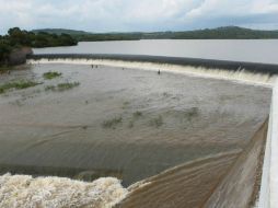 En la imagen la presa Tacotán, ubicada sobre el cauce del Río Ayuquila. ESPECIAL /