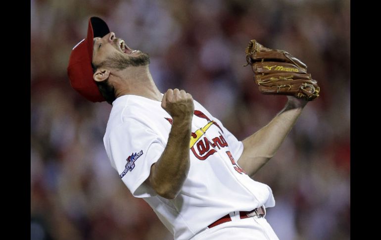 Adam Wainwright, caminó la ruta completa con una solitaria carrera permitida y ocho imparables, además de propinar seis ponches. AP /