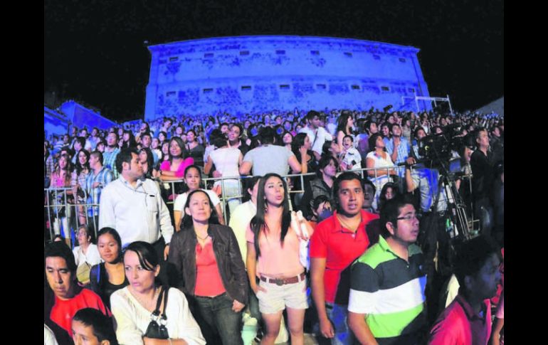 Atracciones masivas, como un concierto de la banda El Recodo en la Alóndiga de Granaditas, son las que busca la dirección del festival. NTX /