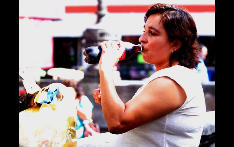 El consumo de uno o dos refrescos en la población en general incrementa en 25 por ciento el riesgo de padecer diabetes. ARCHIVO /