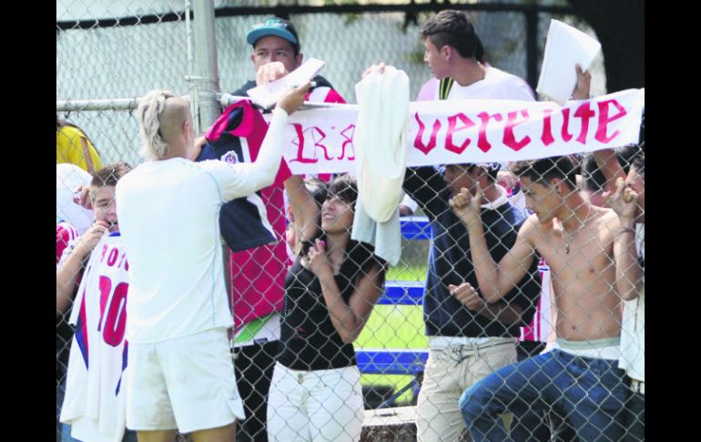 Adolfo Bautista lamentó que haya jugadores que no tengan personalidad en el Rebaño para sacarlo de su actual crisis. MEXSPORT /