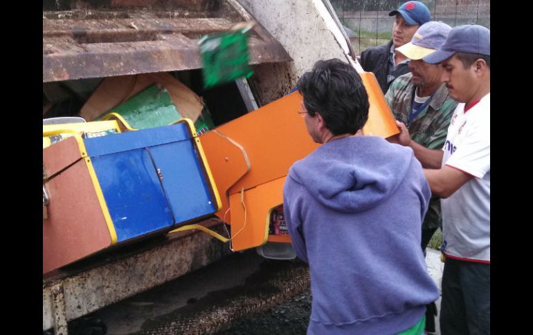 El Ayuntamiento de Tlajomulco retiró más de 50 máquinas tragamonedas ubicadas en diversos locales del municipio.  /