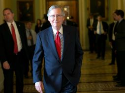 El líder republicano en el Senado Mitch McConnell aún se muestra optimista de lograr un acuerdo.  /