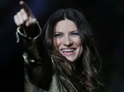 El material, que celebra los 20 años de trayectoria artística de Pausini, incluirá nuevas versiones de sus éxitos. ARCHIVO /