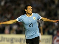 Edinson Cavani anotó el gol de triunfo que le vale el repechaje al equipo uruguayo. EFE /