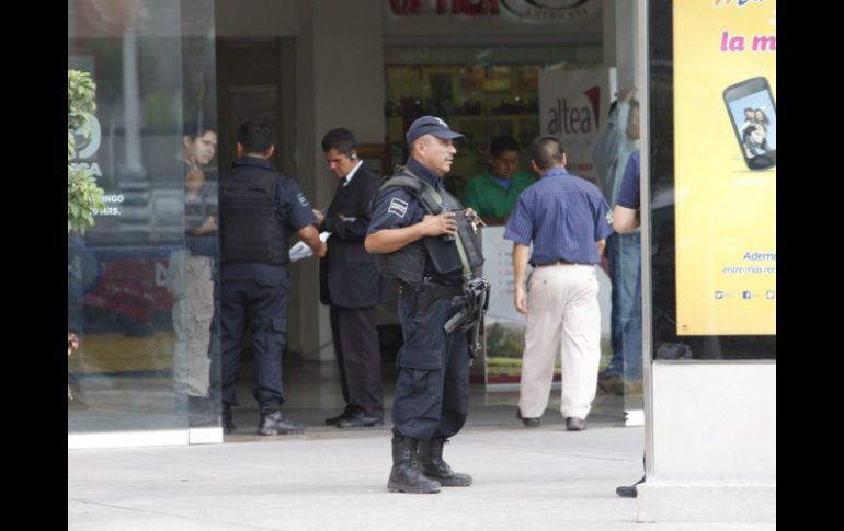 Las autoridades siguen con las indagatorias por más robos de bancos cometidos por Cortés. ARCHIVO /