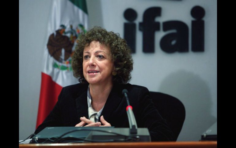 La comisionada Jacqueline Peschard considera que la PGR no cumple con el procedimiento de búsqueda. ARCHIVO /