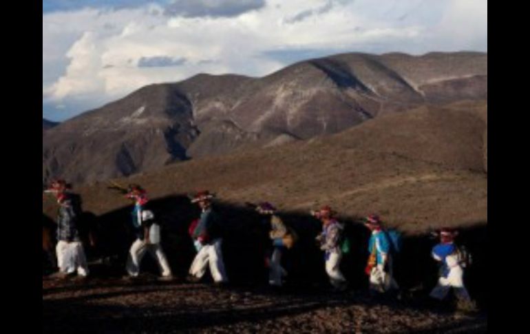 El Peregrinaje de Wirikuta de México es uno de los candidatos de la UNESCO. ESPECIAL /