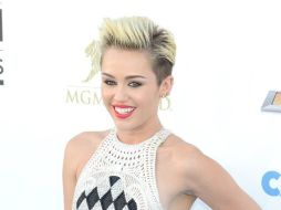 Miley Cyrus ha vendido más de 12 millones de álbumes y 20 millones de canciones a lo largo de su carrera, en la Unión Americana. ARCHIVO /