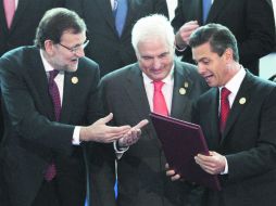En Panamá, Peña Nieto reafirmó las relaciones con el gobierno español y con el panameño. AP /