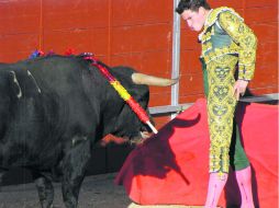 Partirá plaza. Arturo Saldívar llegará con 22 festejos toreados en lo que va del año, y con dos indultos a cuestas.  /