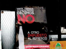 El gravamen a las bebidas azucaradas permitirá recaudar al Gobierno 13 mil MDP, de ser aprobada la reforma. ARCHIVO /