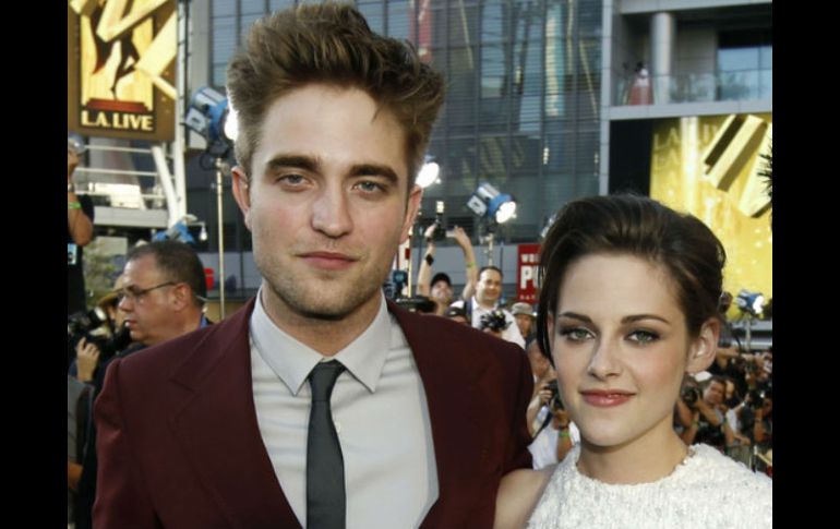 Robert Pattinson comentó que lo que más le agradaba de Kristen era ''su olor corporal''; ella había dicho lo mismo sobre él. ARCHIVO /