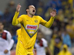 Luis Gabriel Rey lamenta una falla en el juego está noche en el Azteca. MEXSPORT /