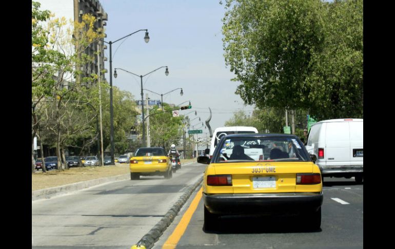 Señalan que se utiliza un taxi para no mostrar sospecha antes los policías. ARCHIVO /