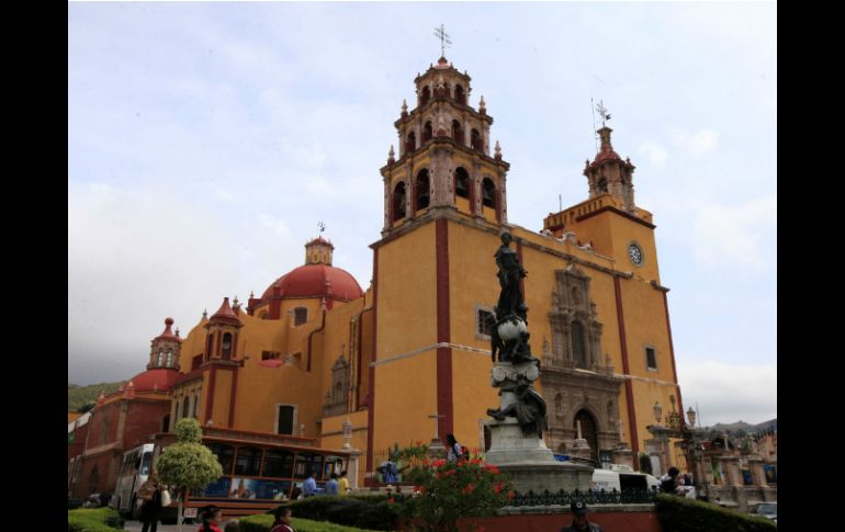 La Basílica es referente visual de Guanajuato, donde será el Festival Internacional Cervantino. ARCHIVO /