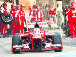 Alonso ha expresado en varias ocasiones su descontento hacia su equipo, al cual tiene en el segundo lugar del Mundial de Constructores. AP /