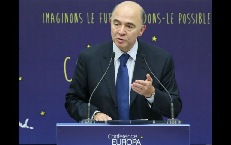 Pierre Moscovici, ministro de finanzas en Francia, opina que 'aún no salen de la horquilla'. ARCHIVO /