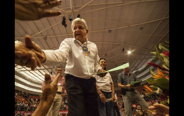 Andrés Manuel López Obrador estuvo presente durante la asamblea estatal en Jalisco de Morena.  /