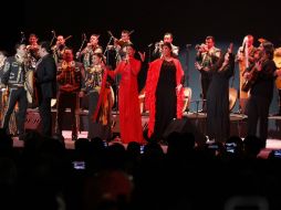 Cantantes rinden homenaje a José Alfreo Jiménez, con fusión de mariachi y flamenco. NTX /