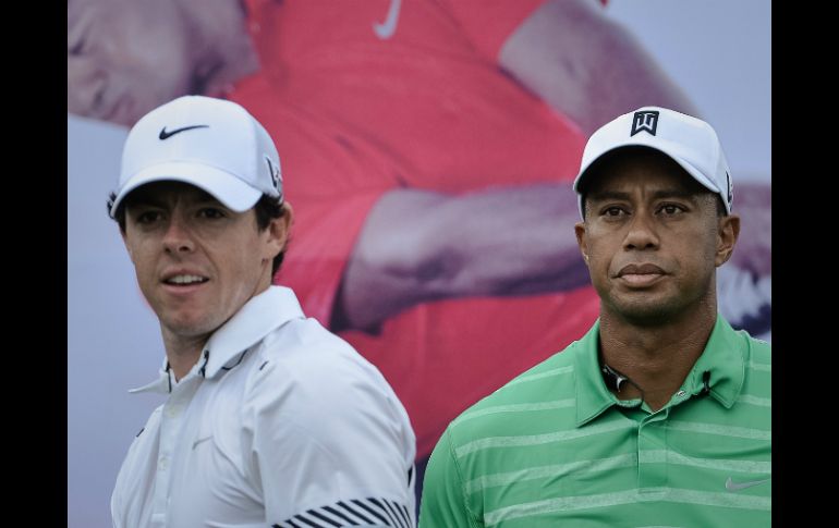 Rory y Tiger compitieron y bromearon como buenos amigos. AFP /