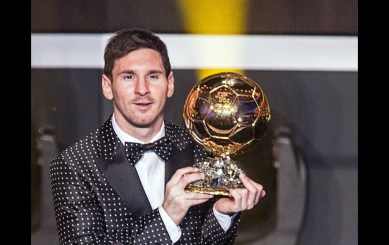 El argentino Lionel Messi, fue elegido por cuarto año consecutivo este 2012, el mejor jugador del mundo. ARCHIVO /