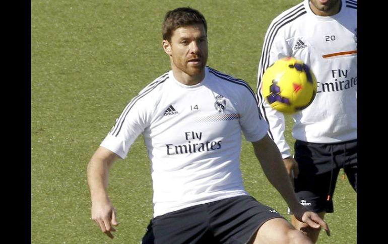 Xabi podría jugar su primer partido de la temporada 2013-2014. EFE /