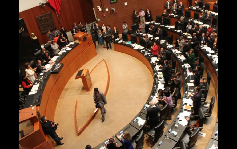 El Senado de la República decidió que el Gobierno federal tendrá que limitar su gasto corriente. ARCHIVO /