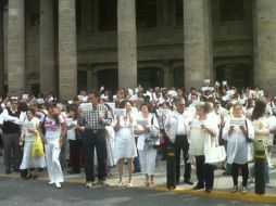 Un grupo de personas se manifestó ayer en contra de la Ley de Libre Convivencia.  /