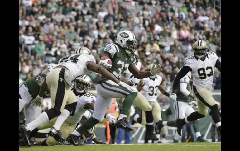 Chris Ivory (33) tuvo un gran día enfrentando a su ex equipo. AP /