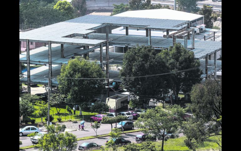 Estructura en las faldas del Cerro de la Reina. En este sitio se construirá un edificio administrativo pero los trabajos están parados.  /