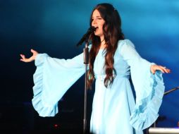 Del Rey se mostró muy cariñosa y agradecida con los asistentes al concierto. SUN /