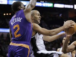 Tony Parker anotó 15 de los últimos 16 puntos de San Antonio. AP /