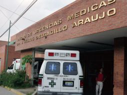 El joven esperó a ser atendido en la Cruz Verde Delgadillo Araujo, pero no había médicos. ARCHIVO /