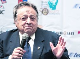 José Sulaimán se recupera de una operación en el corazón a la cual se sometió en septiembre. MEXSPORT /