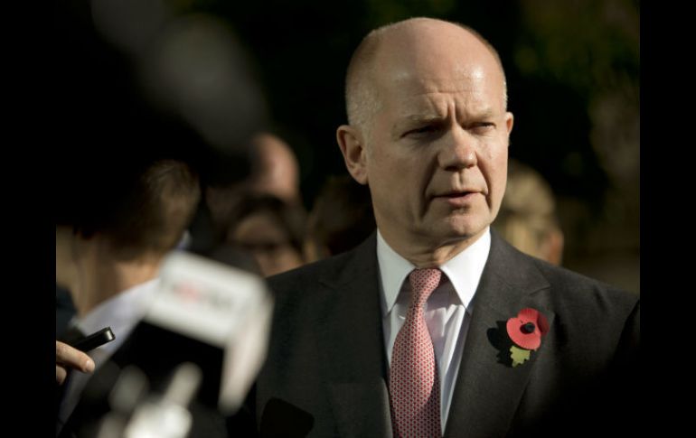 El  jefe de la diplomacia británica, William Hague considera  imposible decir de momento si habrá acuerdo esta noche. ARCHIVO /