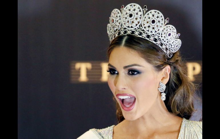 María Gabriela Isler es la séptima venezola en coronarse como Miss Universo. EFE /