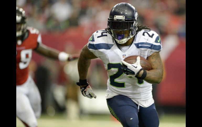 Marshawn Lynch fue una pesadilla para la defensa de Atlanta. AP /