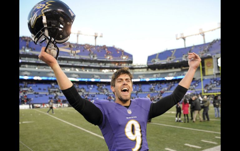 Justin Tucker celebra la victoria de su equipo, que cortó con la mala racha. AP /