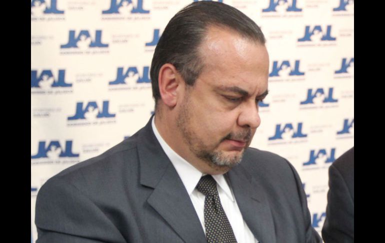 El auditor Alonso Godoy se adelantó aguinaldo, sueldo y préstamo por medio millón de pesos. ARCHIVO /