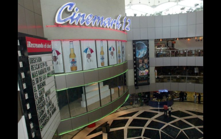 Cinemark, en comparación con sus principales competidores, mantiene baja participación de mercado. ARCHIVO /