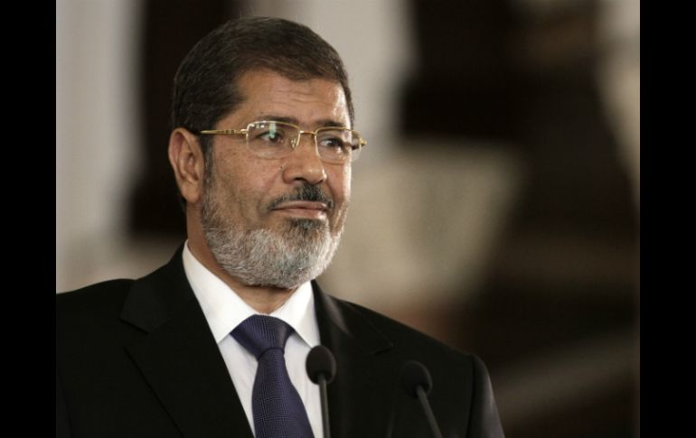 Morsi es juzgado por su presunta implicación en la muerte de opositores frente a su sede antes de su destitución. ARCHIVO /