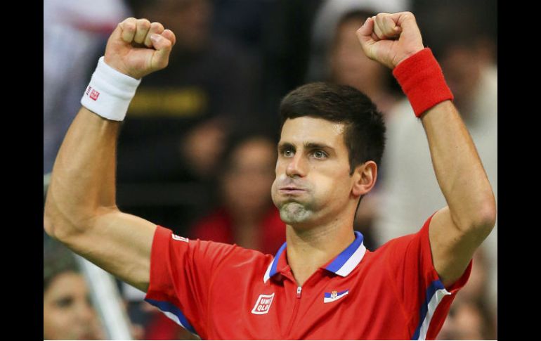 Djokovic da ventaja a Serbia en Copa Davis EFE /