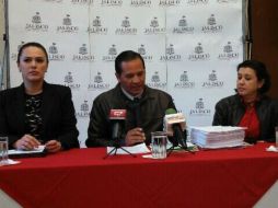 Almaguer dio a conocer el asunto en conferencia de prensa  /