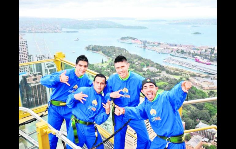 Raúl Jiménez, Luis Montes, Oribe Peralta y Alonso Escoboza durante su estadía en Sídney, Australia. TWITTER @raul_jimenez9  /