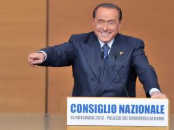 Silvio Berlusconi habla sobre el retorno a los origenes del partido donde comenzó su carrera política en 1994. EFE /