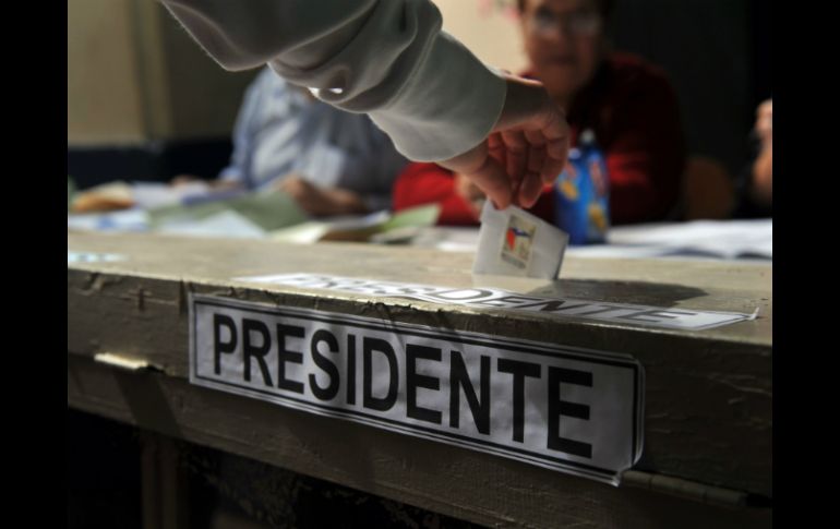 Además del presidente, elegirán a 120 diputados Y 20 senadores. AFP /